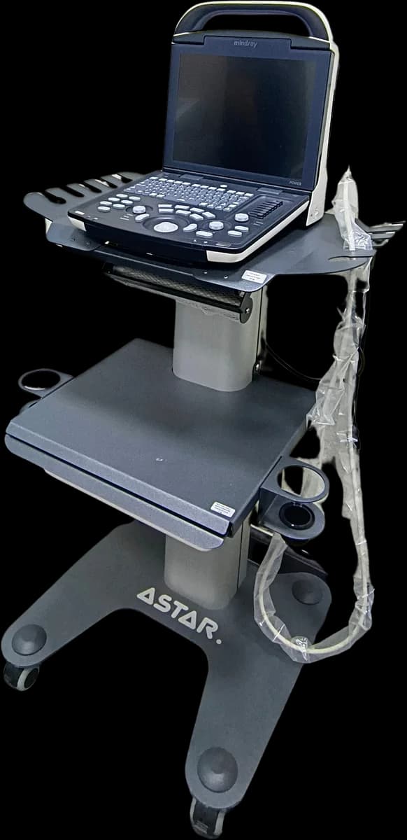 Diagnostic ultrasound equipment in a Park and Padel Wellness Center treatment room